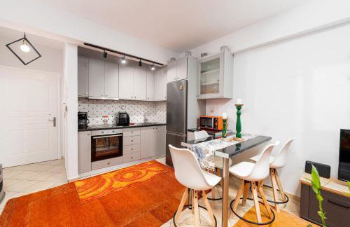 Colorful city apartment - Photo 22