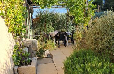 gîte neuf " L'oustaou du clos "classé 2 étoiles à Vaison la romaine - Foto 2