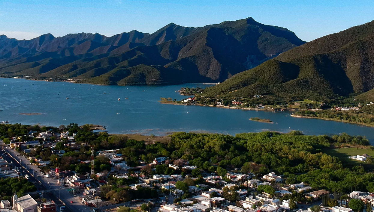 Excursion à Santiago + Balade en kayak sur le barrage de La Boca