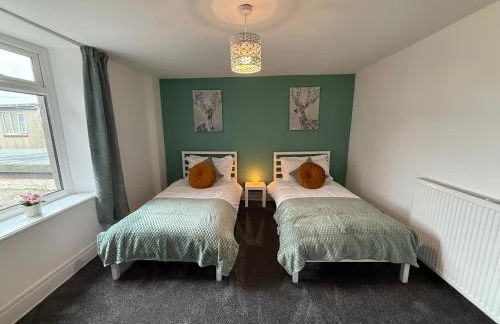 Duke's Retreat - 4 BR Sleeps 8 Ideal 4 Contractors - Foto 32