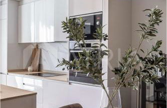 Flat 5 10m Walk to Bernabeu Real Madrid Stadium - Photo 9