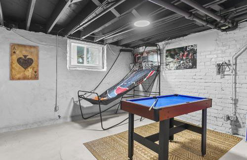 Luxury Midtown Home with Historic Charm - Foto 23