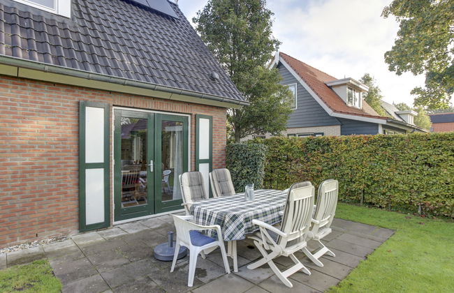 4 bedroom House in Zonnemaire with garden - Photo 14