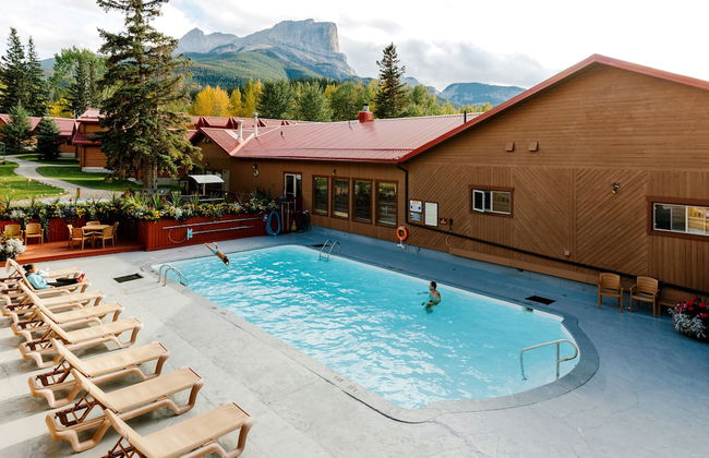 Miette Mountain Cabins - Photo 28