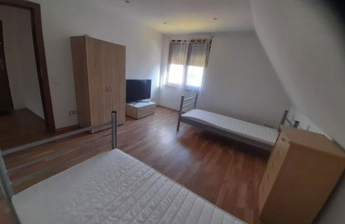 Monteurzimmer KM - Photo 4