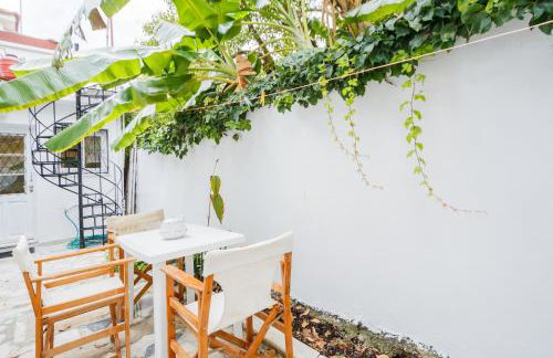 Elegant Private Residence in the Heart of the City 200m from the Beach - Photo 6