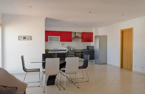 Modern 2 Bed Apartment 5km Carvoeiro - Foto 11