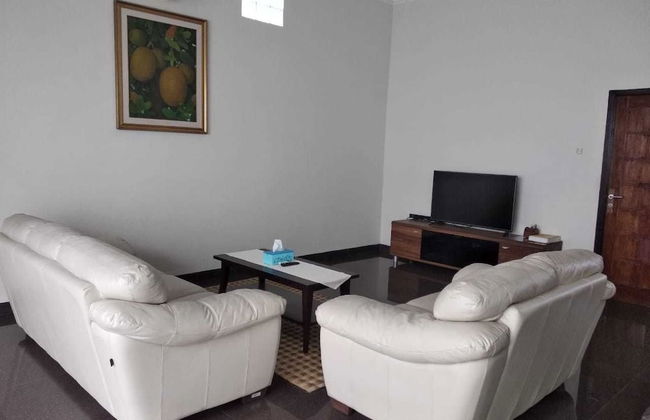 Aldeoz Palembang City Villa Sumsel - Foto 1