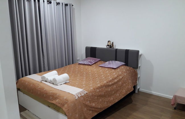 New Loft Modern Home - Photo 4