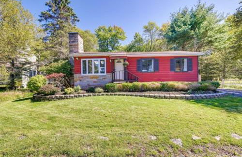 3 BR 2 BA Modern home with private hot tub, fire pit and lake view, Dogs ok! - Foto 38