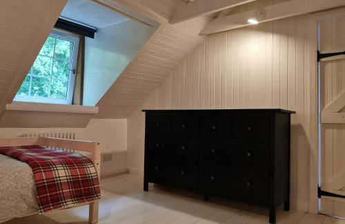 Arrochar Fern Cottage with Wood Burner & Loch View - Foto 18