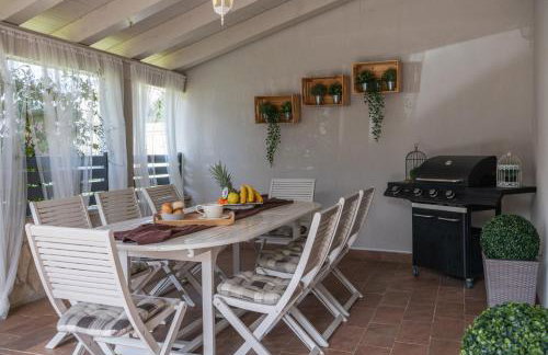 Villa Laura Krnica near Pula for 8 people - pet friendly with children playground - Foto 6