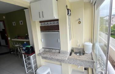 Apto Jurerê 2 quartos 400m da Praia - Foto 23