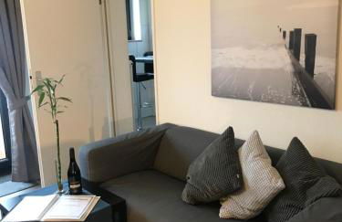 Helle Wohnung mit Balkon - Foto 2