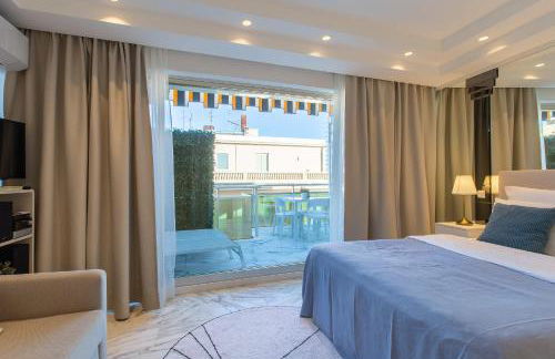 ROYAL PROMENADE Pool Terrace Sea View Air Conditioning - Foto 26