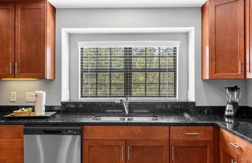 Sunny Summer in FL - Relax in a TownHome by Disney! - Foto 7