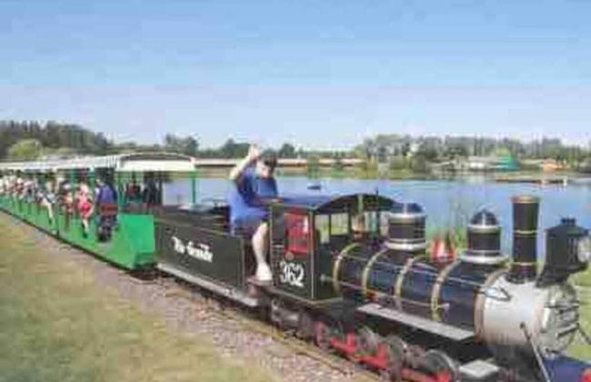 Beautiful and Tranquil Lakeside Lodge - Sleeps 5 - Foto 41