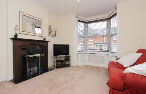 Lovely Victorian House - Photo 14