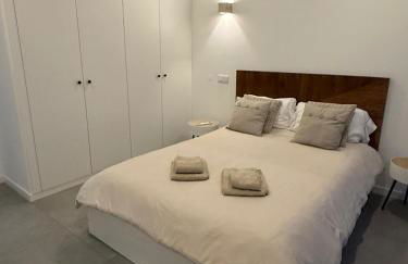 Villa R&M with Pool and Jacuzzi - Photo 7