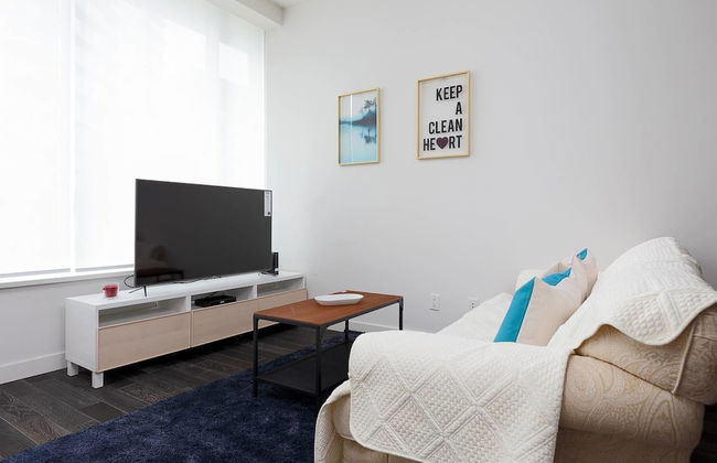 Modern Bright Townhome in Richmond - Photo 17