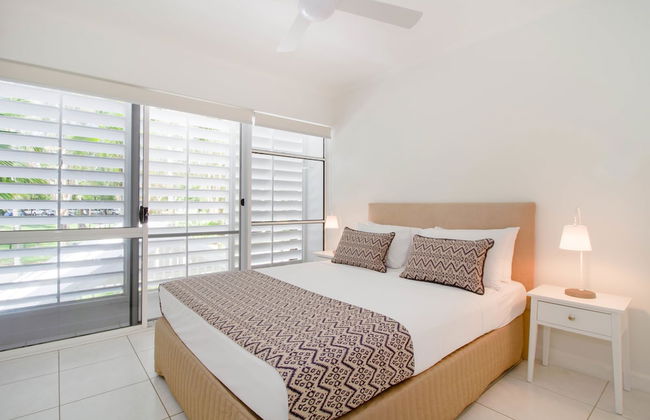 The White House Port Douglas - Foto 9