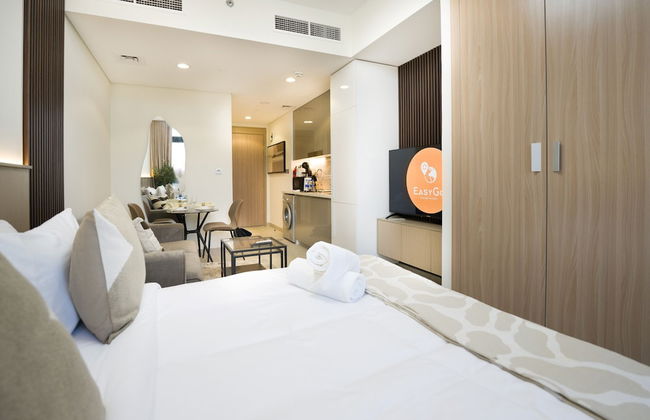 Easygo- STU in Lavish com Azizi Riv9,08 - Photo 15