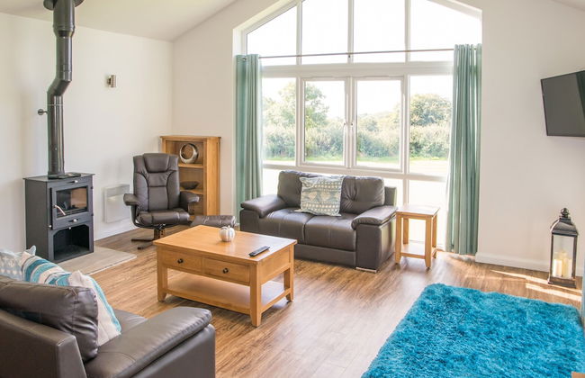 Stoneleigh Village - Photo 41