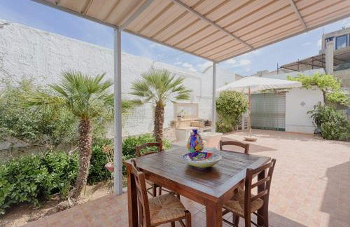 Dreamy Apartment with Veranda, Pool and Parking - Foto 20