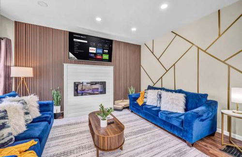 BIG 4BR House 7 Mins to Downtown with Foosball and Games - Foto 1