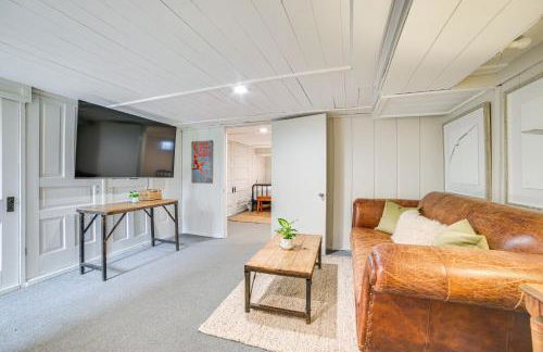 Walk to Dtwn Cozy Home with Fireplace in Charlevoix - Foto 21