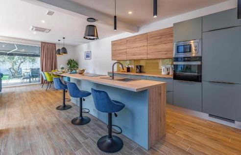 Beautiful Home In Porec With Kitchen - Foto 37