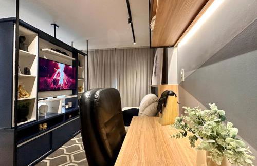 Luxury Flat NEW 15 MIN AIRPORT with PARKING SPACE - Foto 1