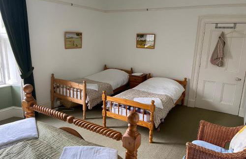 Beautiful Listed Mansion with incredible woodland views - Photo 32