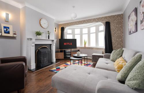 Elegant 3-Bedroom Manchester Retreat Free Parking KeenzChillz - Foto 21