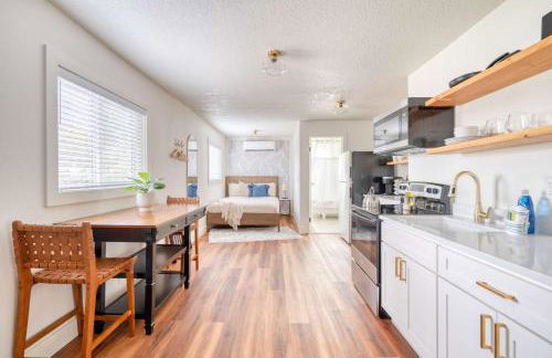 Stay Portland - Amazing Giant Studio in Brooklyn - Photo 8