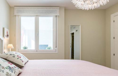 Sorolla 105, luxury, beach, free parking, all services, quite neighborhood, SO - Photo 19