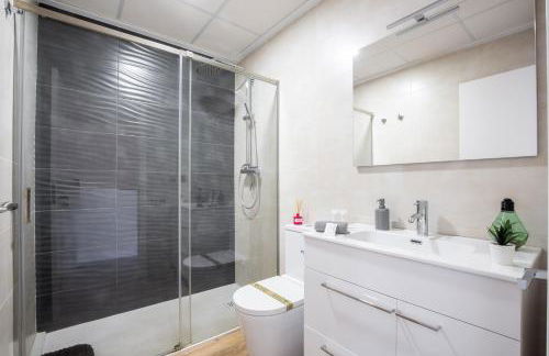 Horizon Blue I Private Pool Luxe I Free Parking I 3BR - Foto 19