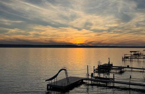 Cayuga Lake Holiday House - Waterfront & Sunset Views - Foto 17