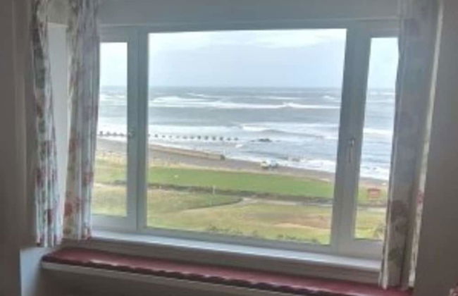 Beachview Holiday Flat 2 - Photo 13