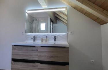 Maison au coeur des montagnes de l'Oisans - Photo 14