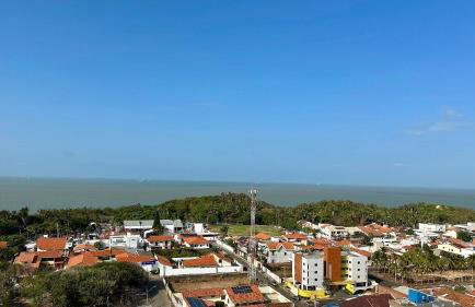 (1406) Studio Elegante com Vista Mar - Foto 17