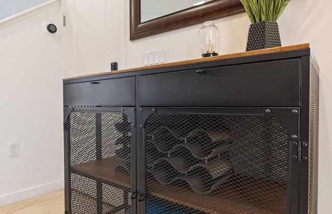 Private Hot Tub 3-bedroom 8 Miles From Disney - Photo 70