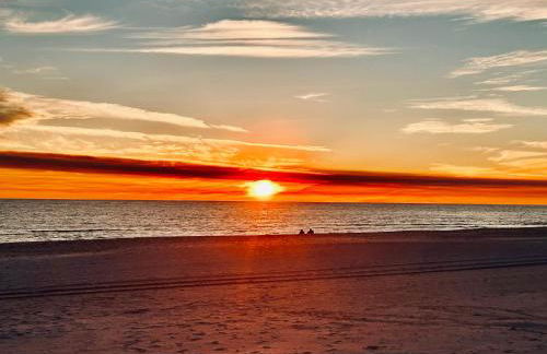 Beach Daze - Foto 31