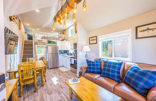 Rainforest Tiny Home Retreat Fishing Cabin - Foto 1