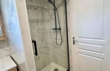 T2 rénové à 15 min de Lyon - Foto 6