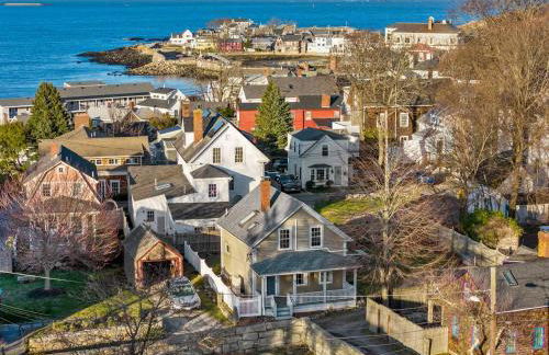 2BR Home|Downtown Rockport w/parking|Walk 2 Ocean - Foto 36