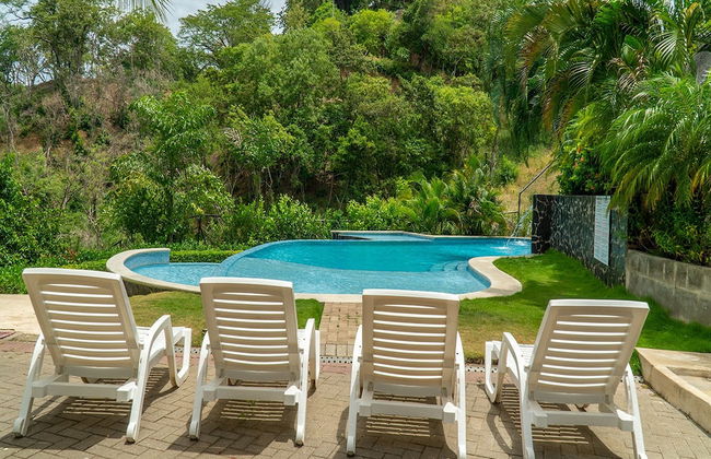 Ocean View Luxury Condo at Flamingo Towers - Photo 19