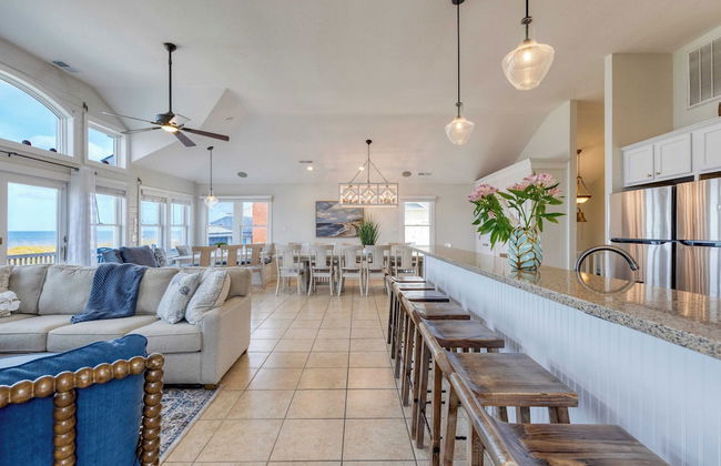 Sleeps 28 Beachfront w/ Pool, Hot Tub, Game Room Atlantic Watch by Avantstay - Foto 13