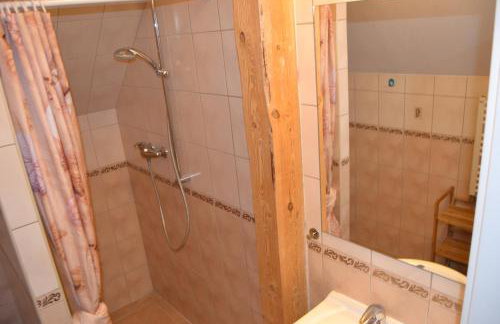 Dom Aurora Pokój 4 osobowy z balkonem - Foto 4