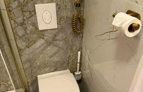 Rez de jardin OU ascenseur 4 ieme PISCINE -WIFI-Dans le Village naturiste holidaysochic - Photo 23